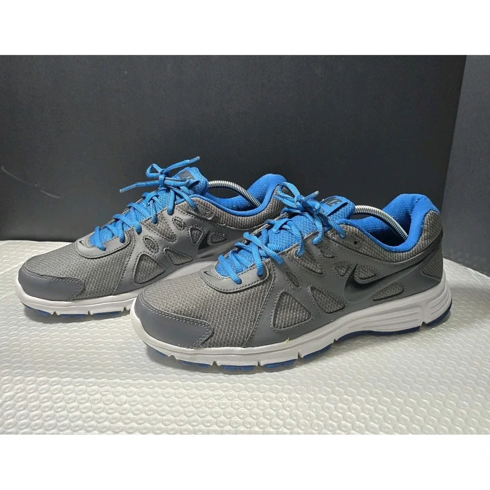Size 11.5 - Nike Revolution 2 Low Gray